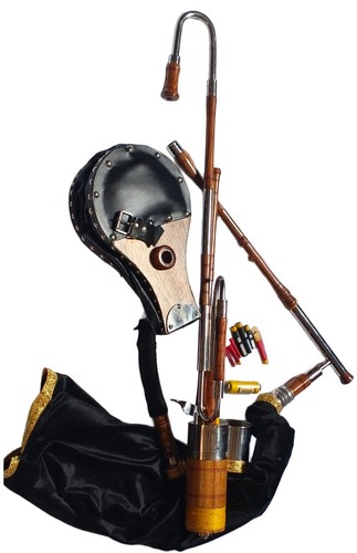 Irish uilleann bagpipe half - ,